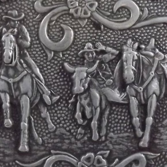 National Finals Rodeo NFR 1989 Hesston Belt Buckle - Picture 2 of 6